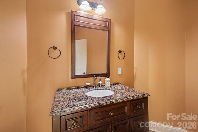 8407 Locksley Drive, Harrisburg, NC 28075