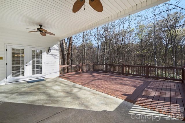 8407 Locksley Drive, Harrisburg, NC 28075