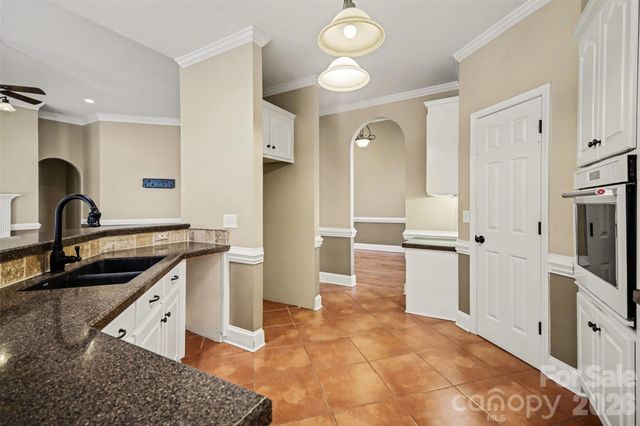 8407 Locksley Drive, Harrisburg, NC 28075