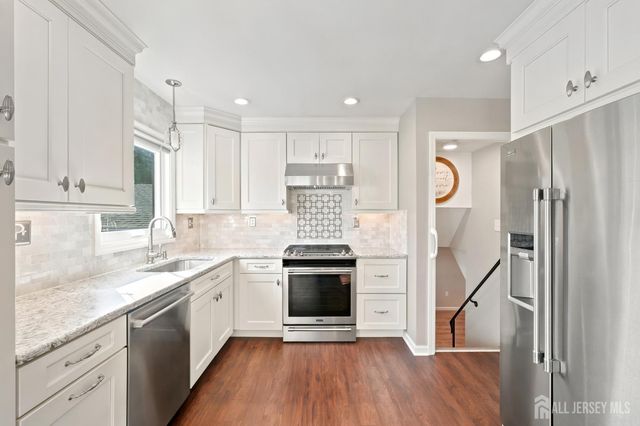 20 Wistar Avenue, Metuchen, NJ 08840