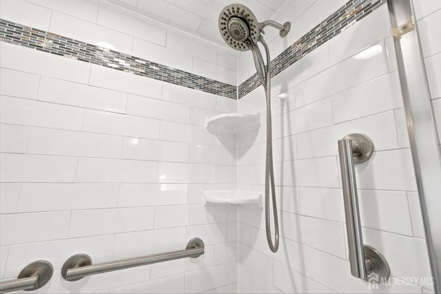 20 Wistar Avenue, Metuchen, NJ 08840