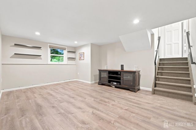 20 Wistar Avenue, Metuchen, NJ 08840