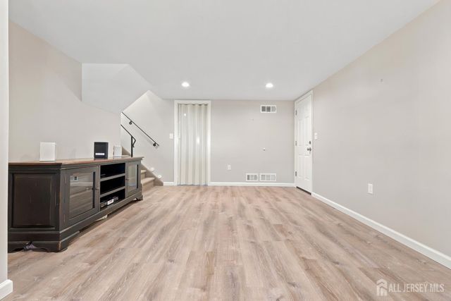 20 Wistar Avenue, Metuchen, NJ 08840
