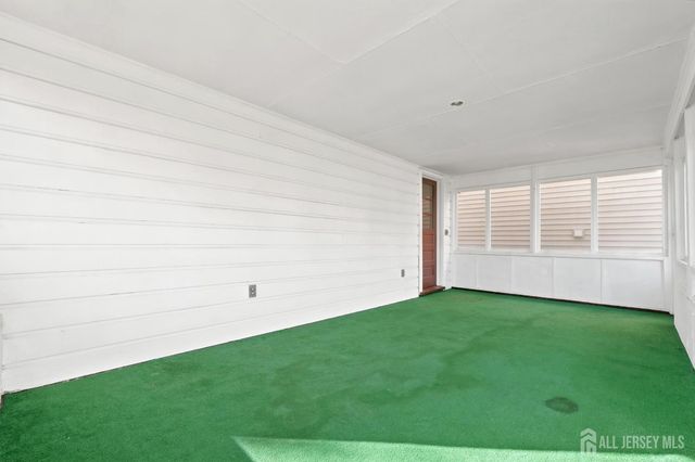20 Wistar Avenue, Metuchen, NJ 08840
