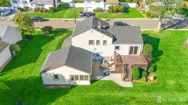 20 Wistar Avenue, Metuchen, NJ 08840