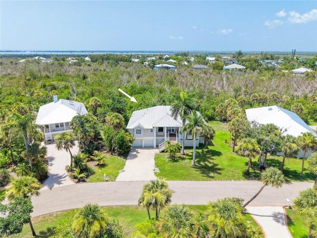 1858 Farm TRL, Sanibel, FL 33957