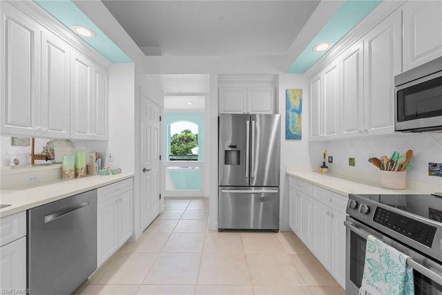 1858 Farm TRL, Sanibel, FL 33957