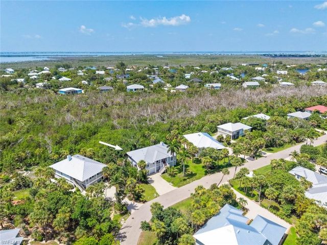 1858 Farm TRL, Sanibel, FL 33957