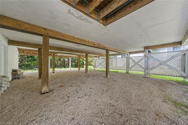 1858 Farm TRL, Sanibel, FL 33957