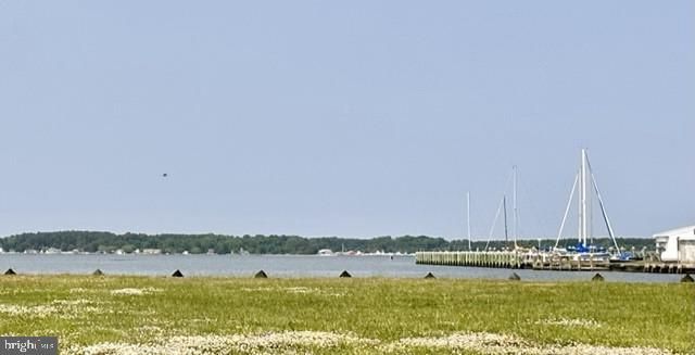 101 W END AVE, Cambridge, MD 21613