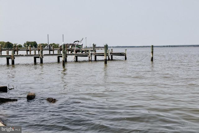 101 W END AVE, Cambridge, MD 21613