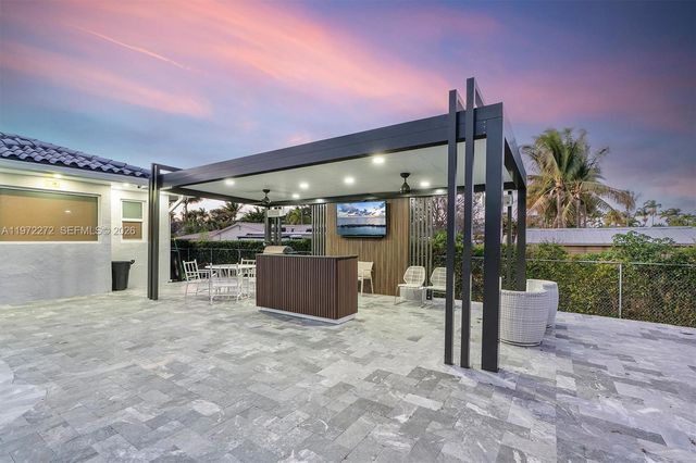 135 SW 125th Ave, Miami, FL 33184