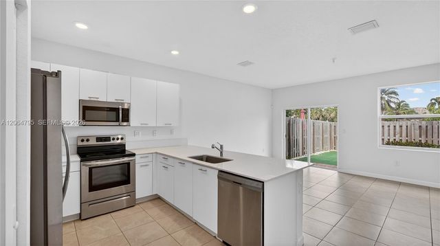 12123 NW 23rd Court 12123, Miami, FL 33167