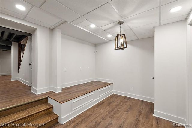 972 Oxford Street, Birmingham, MI 48009