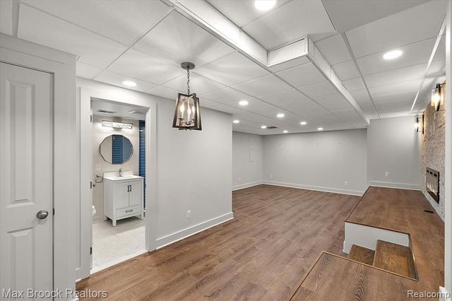 972 Oxford Street, Birmingham, MI 48009