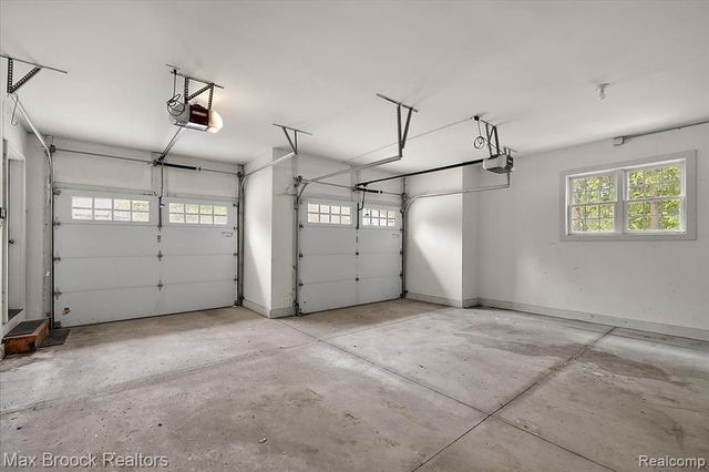 972 Oxford Street, Birmingham, MI 48009
