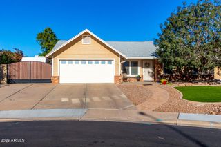 2562 E DRUMMER Circle, Mesa, AZ 85204