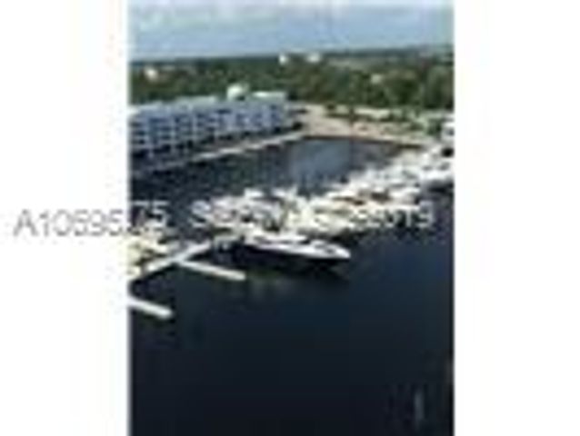 17301 Biscayne, Aventura, FL 33160