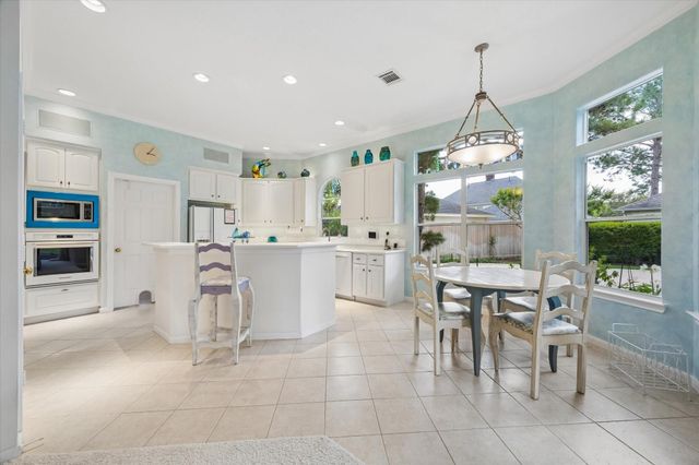 3827 Partridgeberry Court, Houston, TX 77059