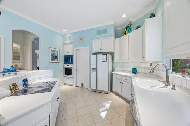 3827 Partridgeberry Court, Houston, TX 77059