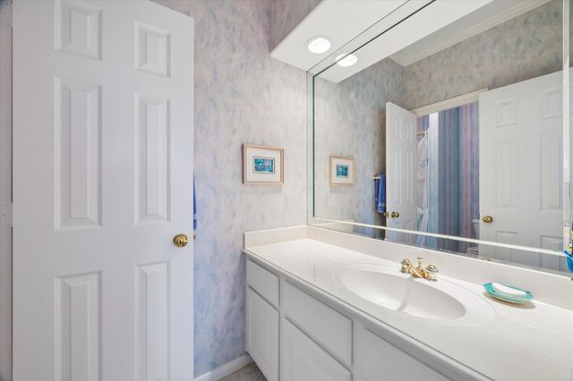 3827 Partridgeberry Court, Houston, TX 77059