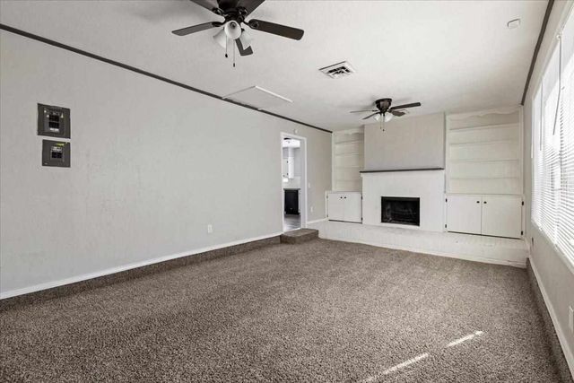 629 SW 45th St, Lawton, OK 73505