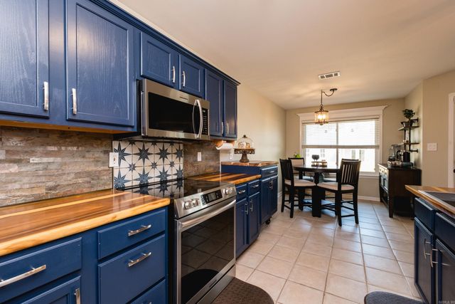 213 Greenwood Avenue, Sherwood, AR 72120