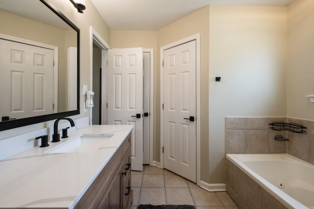 213 Greenwood Avenue, Sherwood, AR 72120