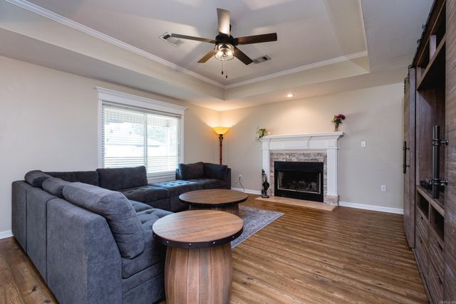 213 Greenwood Avenue, Sherwood, AR 72120