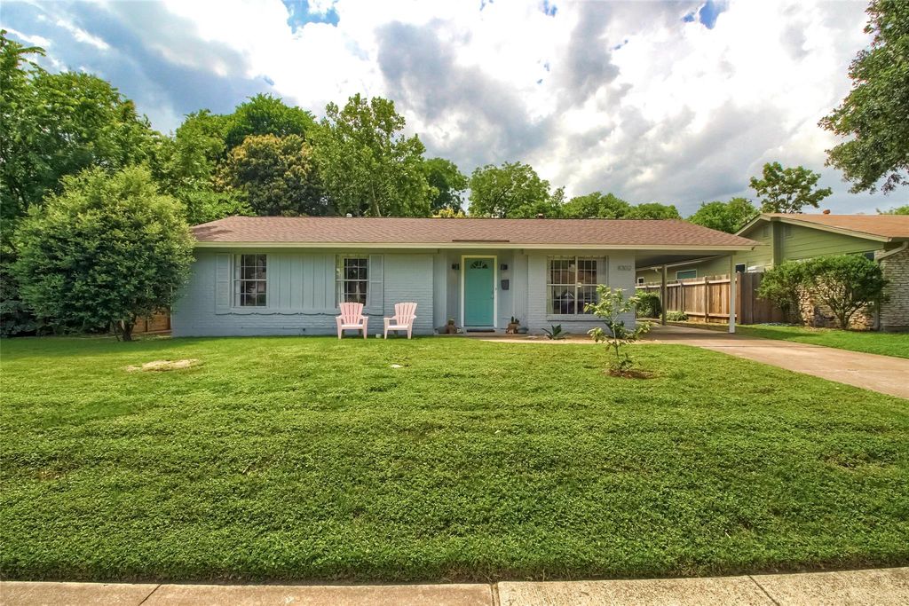 8302 Rockwood LN, Austin, TX 78757
