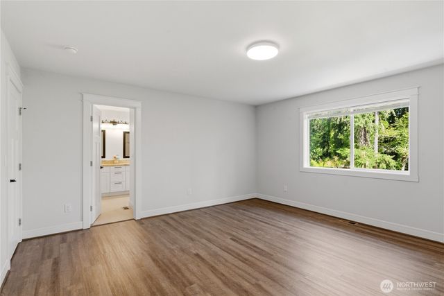 8645 Evergreen Drive NE, Olympia, WA 98506
