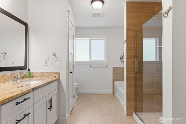 8645 Evergreen Drive NE, Olympia, WA 98506
