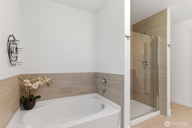 8645 Evergreen Drive NE, Olympia, WA 98506