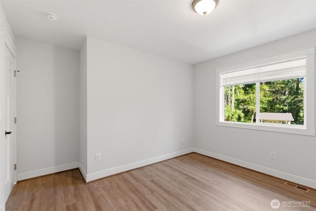 8645 Evergreen Drive NE, Olympia, WA 98506