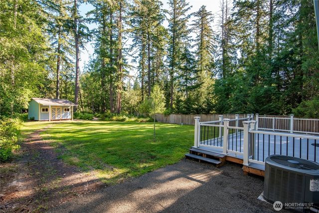 8645 Evergreen Drive NE, Olympia, WA 98506