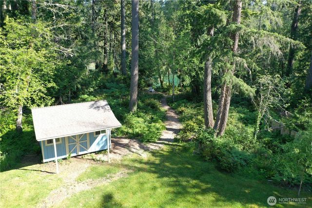8645 Evergreen Drive NE, Olympia, WA 98506