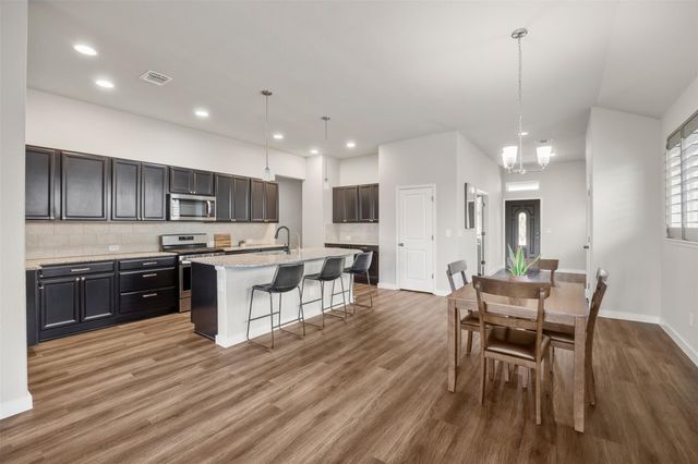 721 Bridgestone WAY, Buda, TX 78610