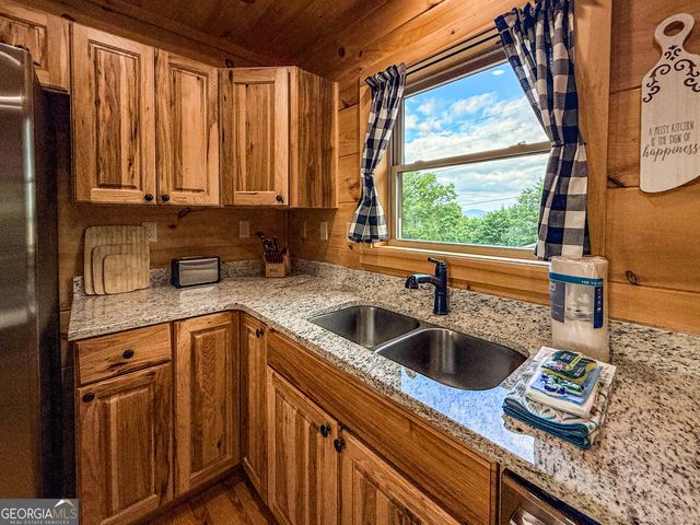 216 Eagle Talon Trail, Sautee Nacoochee, GA 30571