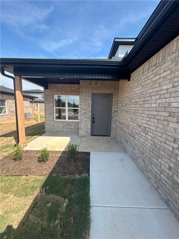 623 Cosmos Street, Centerton, AR 72719