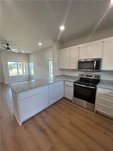 623 Cosmos Street, Centerton, AR 72719