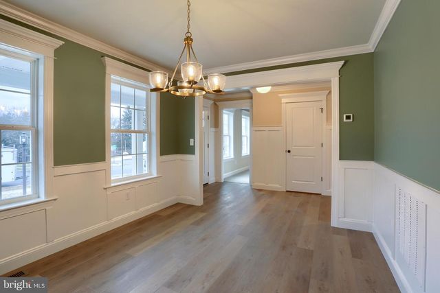 144 CRICKET LN, Camp Hill, PA 17011