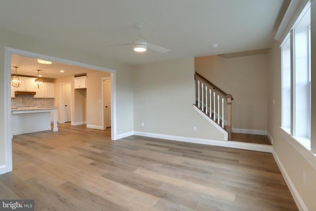 144 CRICKET LN, Camp Hill, PA 17011