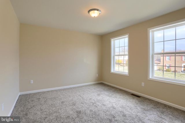 144 CRICKET LN, Camp Hill, PA 17011