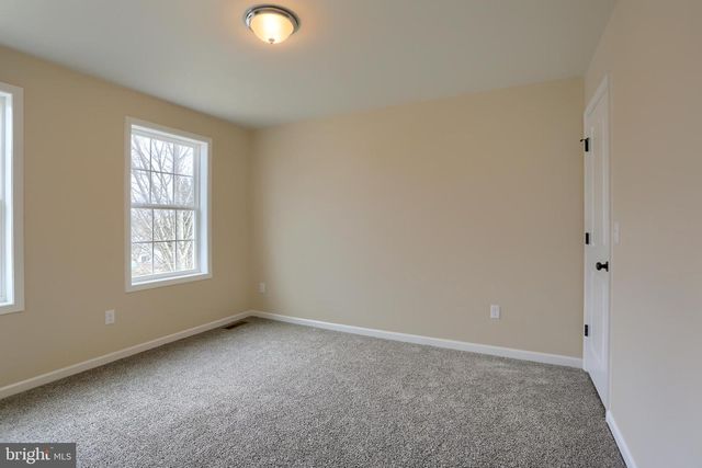144 CRICKET LN, Camp Hill, PA 17011