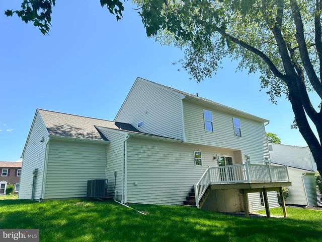 144 CRICKET LN, Camp Hill, PA 17011