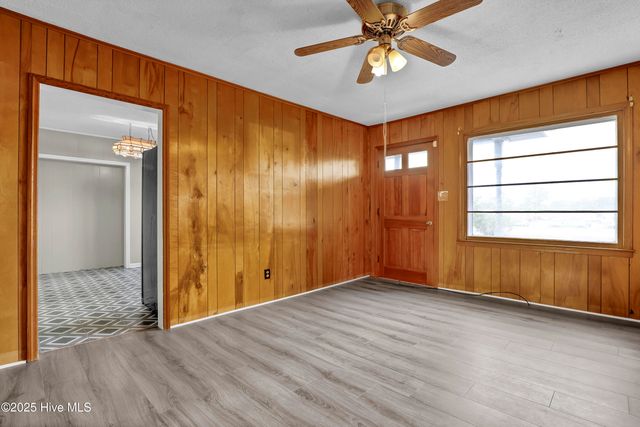 2152 Highway 172, Sneads Ferry, NC 28460