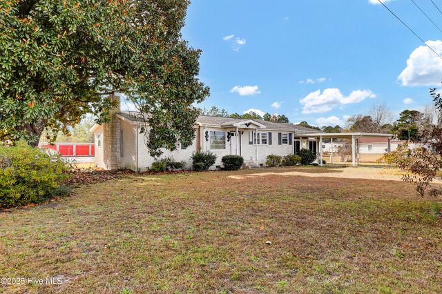 2152 Highway 172, Sneads Ferry, NC 28460