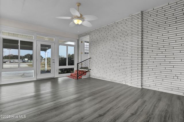 2152 Highway 172, Sneads Ferry, NC 28460