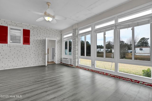 2152 Highway 172, Sneads Ferry, NC 28460