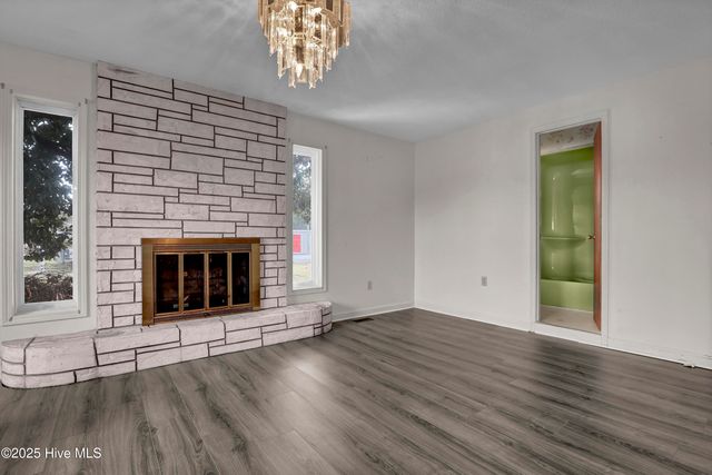 2152 Highway 172, Sneads Ferry, NC 28460